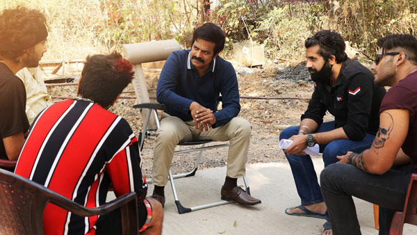 ఓటీటీ ఆఫర్స్ కు టెంప్ట్ అవ్వకుండా..