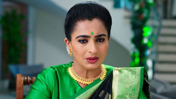 సౌందర్యను నిలదీసిన మోనిత