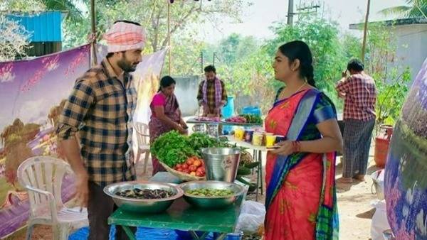 మోనిత, భారతీ వచ్చారు అంటూ దీప