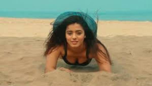 రంగరంగ వైభవంగా అంటూ