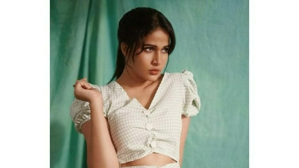 అవకాశాలు తగ్గుముఖం