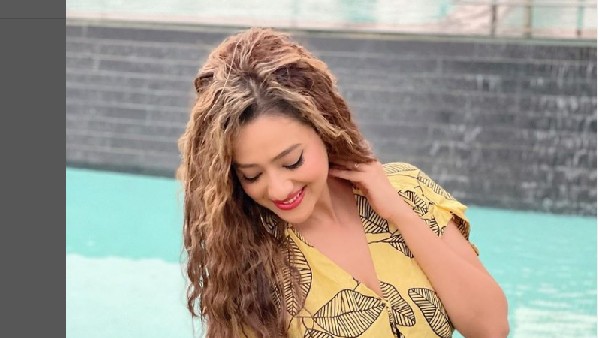 వ్యాపారాల్లో బిజీగా