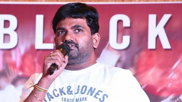 హర్రర్, రొమాంటిక్ జోనర్‌తోనే