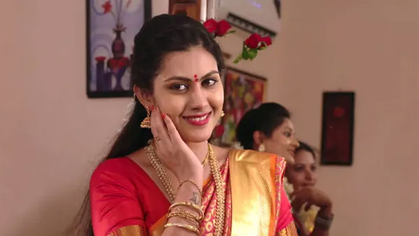 ఏమీ మాట్లాడ లేక