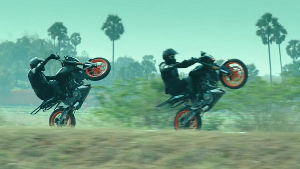 ‘వలిమై' అంటూ వచ్చిన అజిత్