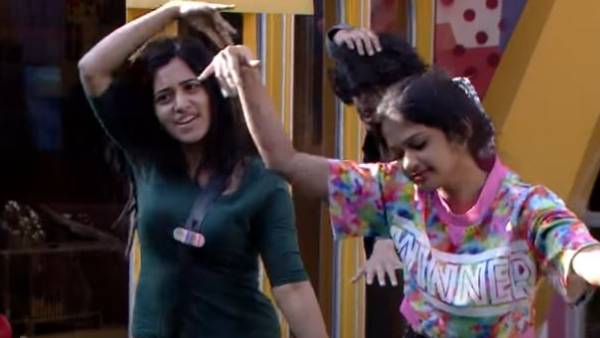 లైఫ్ స్ట్రీమింగ్.. కన్ఫ్యూజన్