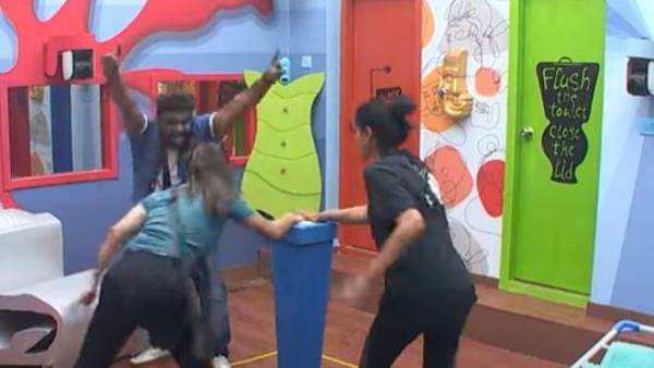 చీటింగ్ గేమ్..