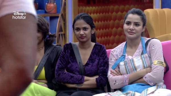  బూతులతో రచ్చ.. అన్నీ చెప్పేసి