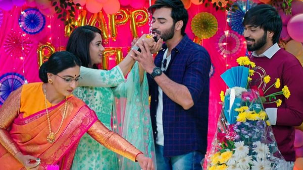 హిమ బర్త్ డే‌లో సౌందర్య ఎమోషనల్