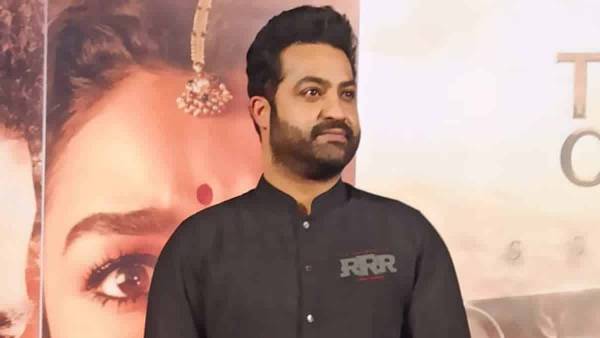  బాలీవుడ్ లో భారీ రెస్పాన్స్