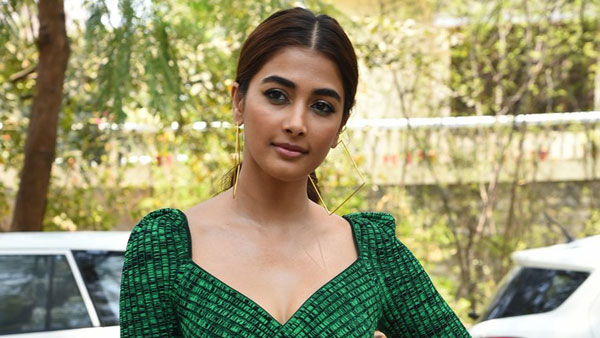 జ్యోతిష్యాన్ని నమ్ముతాను అంటూ