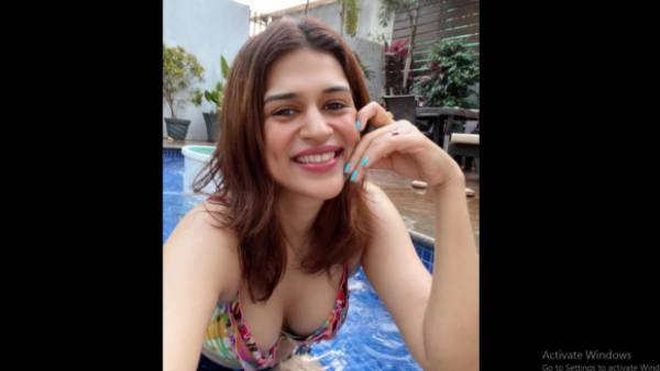 హాట్ సెల్ఫీ ఫొటో వైరల్