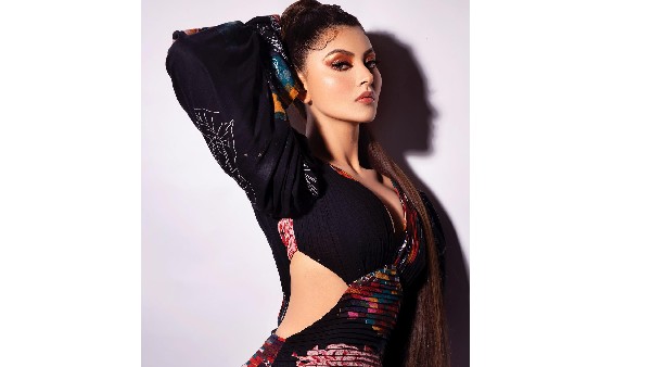 బికినిలో కంటే అందంగా..