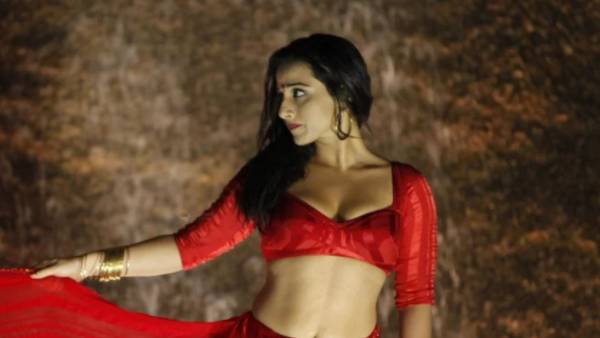 అద్దంలో చూసుకోవడానికి భయపడ్డా..