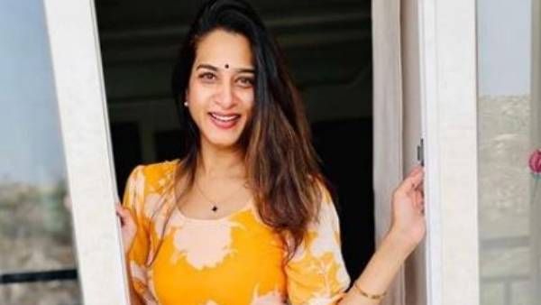 బ్యాకాంక్‌లో బర్త్ డే సెలబ్రేషన్స్