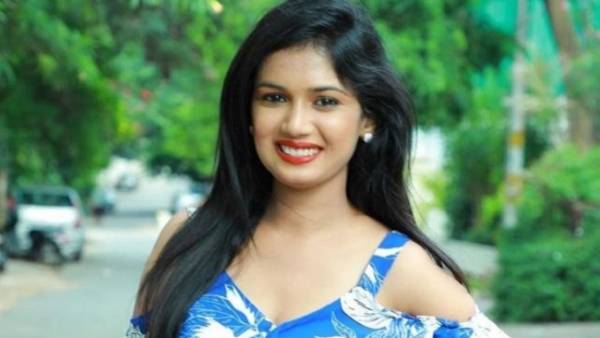 9వ క్లాస్‌లోనే మొదటి అనుభవం