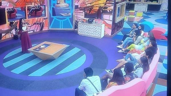 ప్రియుడితో ఏడాది గ్యాప్