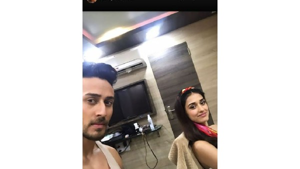 ఒకే రూమ్‌లో ఉండడంతో రచ్చ