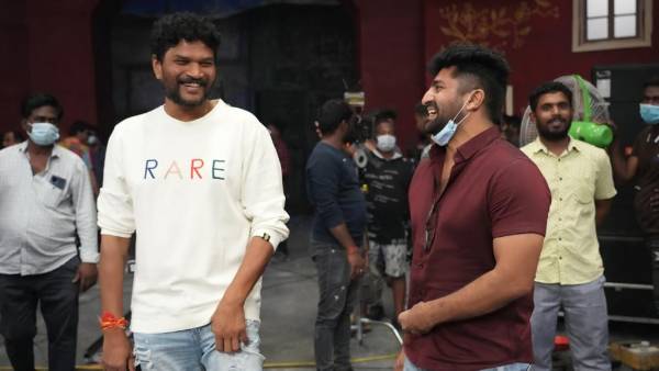 Mahesh Babu’s Sarkaru Vaari Paata Mass Song Shoot at Ramoji Film City Mahesh Babu’s Sarkaru Vaari Paata Mass Song Shoot at Ramoji Film City