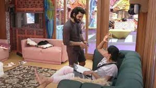 ఫైనలిస్టులకు స్పెషల్ ఆఫర్