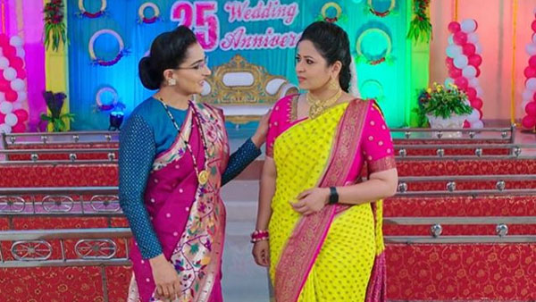 మనవరాలు, మనవడి నిశ్చితార్థం