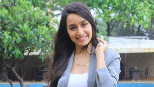 పలు అవార్డులు కూడా