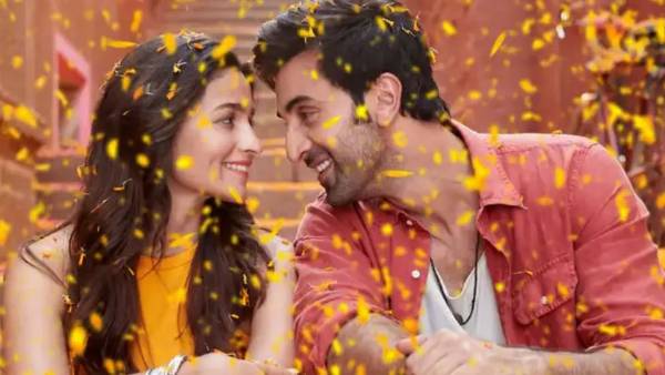 సింపుల్ గానే వివాహ వేడుక