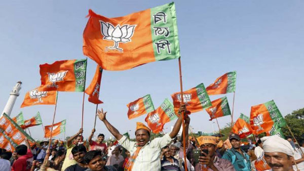 భగ్గుమన్న బీజేపీ నేతలు