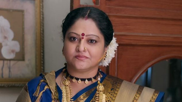 పోటీ డబ్బులు దానం..