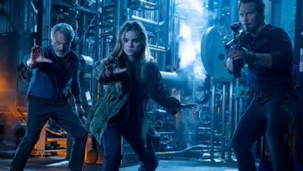 నాన్-స్టాప్ డైనోసార్ యాక్షన్