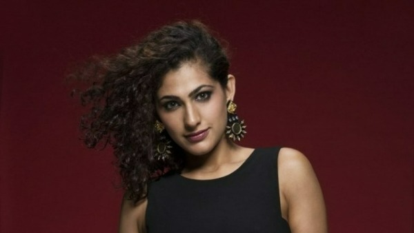 పెదాలపై ముద్దు