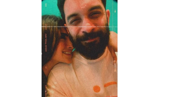 సోషల్ మీడియాలో యమ బిజీ