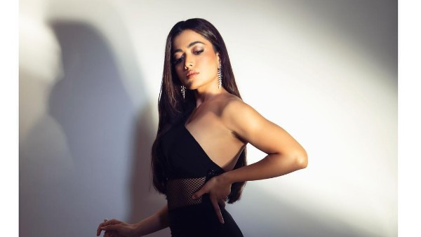 సోషల్ మీడియాలో యాక్టివ్‌గా