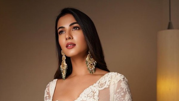 రెయిన్‌బో సినిమాతో