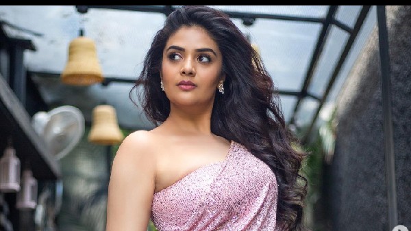 శ్రీముఖి రిజెక్ట్?