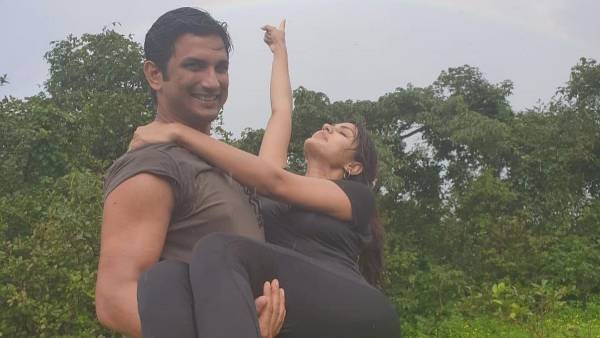 సుశాంత్ సింగ్ రాజ్‌పుత్‌తో సహజీవనం