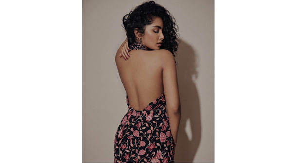 గ్లామరస్ ఫొటో షూట్స్