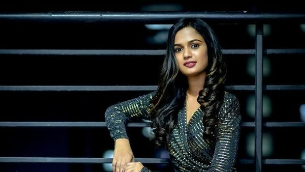 వరుస అవకాశాలతో సందడిగా