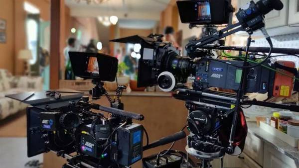 అధికారికంగా