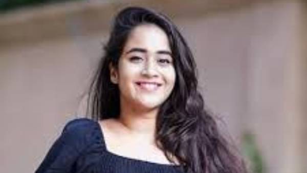 సోషల్ మీడియాలో హల్‌చల్