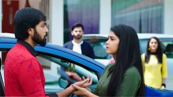 నిరుపమ్‌కు ఫోన్ తిరిగి ఇచ్చేసిన శౌర్య