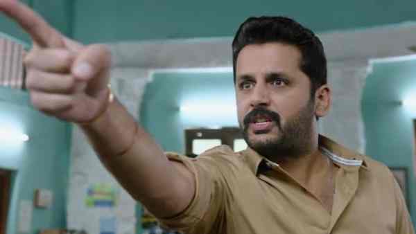 పవర్ ఫుల్ డైలాగ్స్..యాక్షన్ సీన్లతో