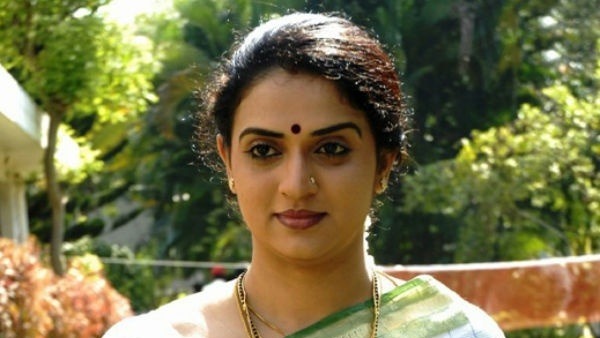 పద్ధతైన పాత్రలు 