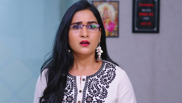 బయటకు రానివ్వకుండా