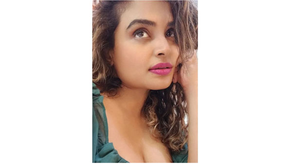 హాట్ సెల్ఫీని షేర్ చేసిన భామ