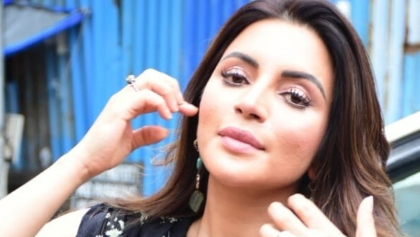 తక్కువ చిత్రాలతోనే గుర్తింపు