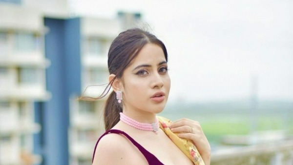 ఎయిర్ పోర్ట్ కి వెళ్లి