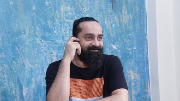  ట్యూన్‌ను బట్టి సాహిత్యం రాయడం