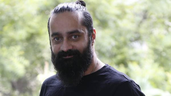 బీజీఎం కోసం జర్మనీ, అమెరికా, ఫ్రాన్స్ నుంచి