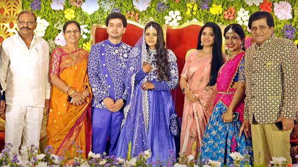 యూట్యూబ్​ వీడియోస్​తో..